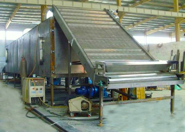 智（zhì）能遠紅外線（xiàn）電能烘幹機